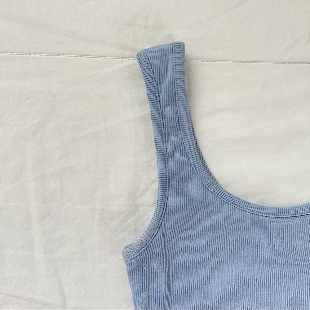 baby blue crop tank